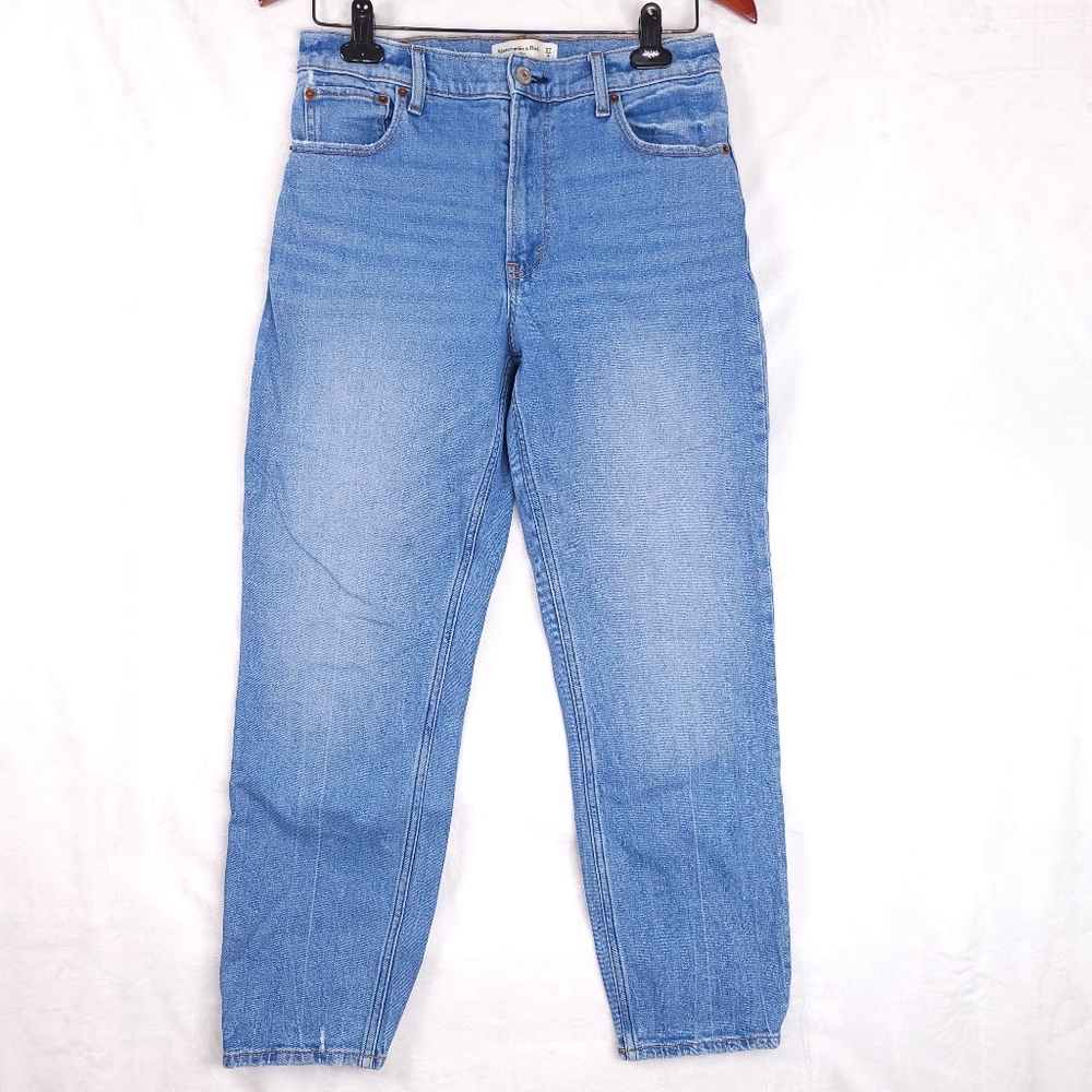 Abercrombie & Fitch The Mom High Rise Jeans 27 / 4